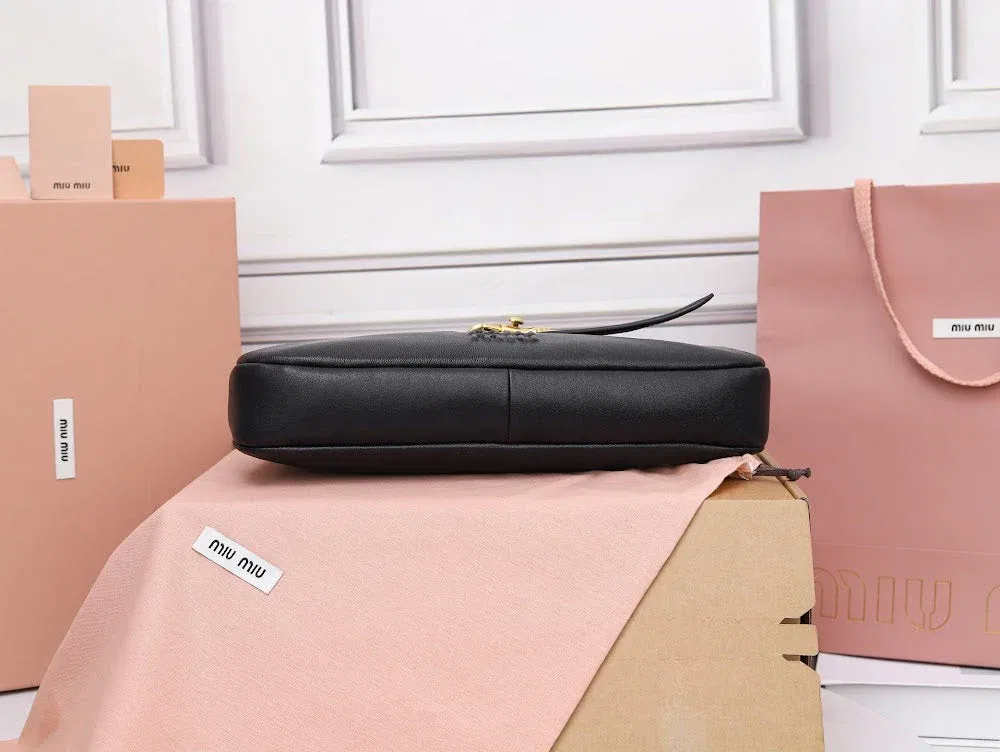 Luxury Bags Miun Miun Luxury Bag --122516 — image 7