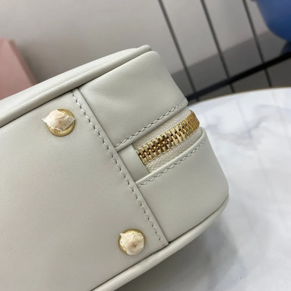 Luxury Bags Miun Miun Luxury Bag --122197 — image 3