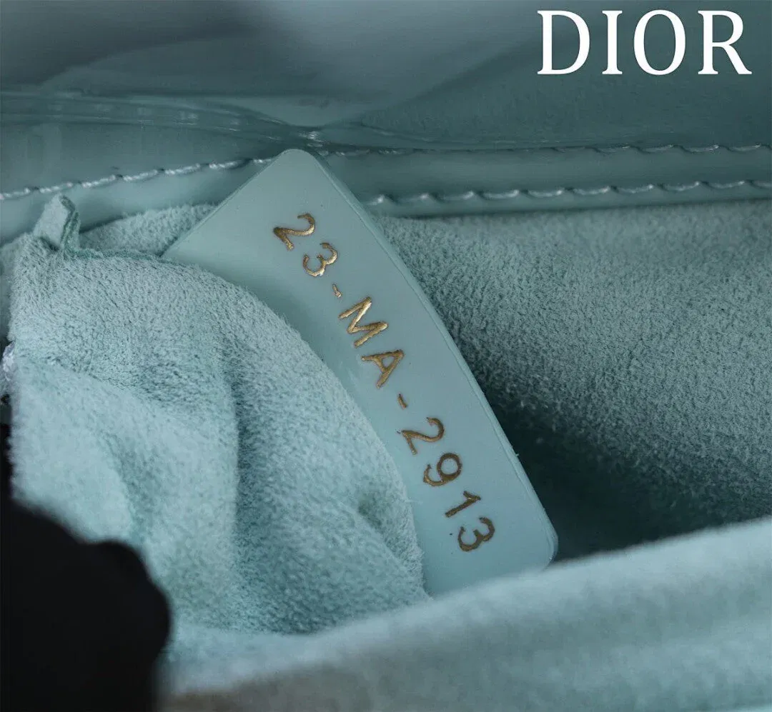 Luxury Bags - Premium Luxury Goods and Accessories - AFFORDABLE LUXURY BAGS - 19041