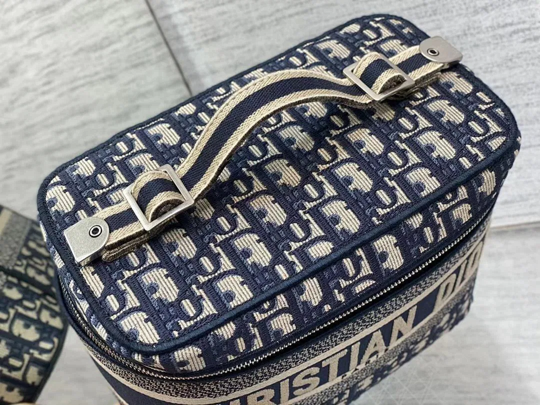 Luxury Bags - High-Quality Designer Products for You - AFFORDABLE LUXURY BAGS - 19090 — image 5
