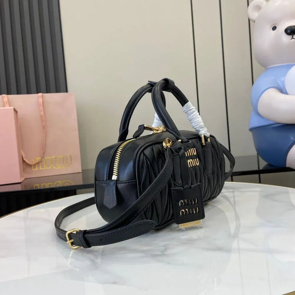 Luxury Bags Miun Miun Luxury Bag --122179 — image 2