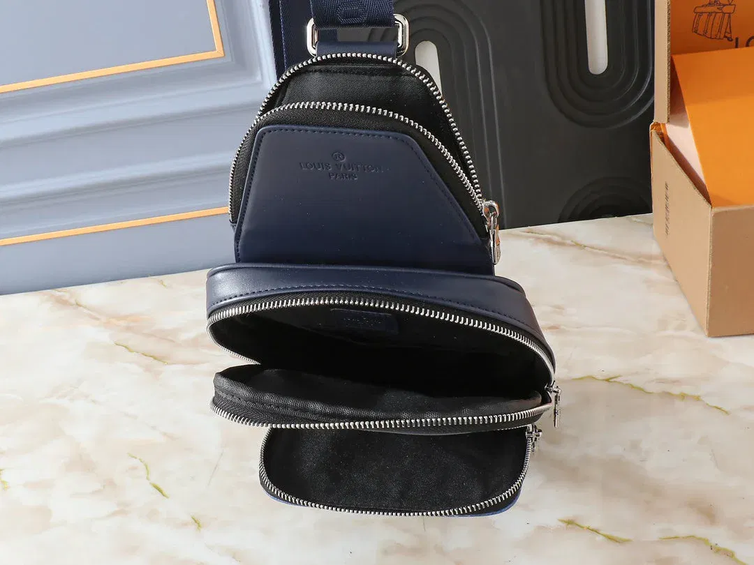 Luxury Bags Elite Carryalls — image 5