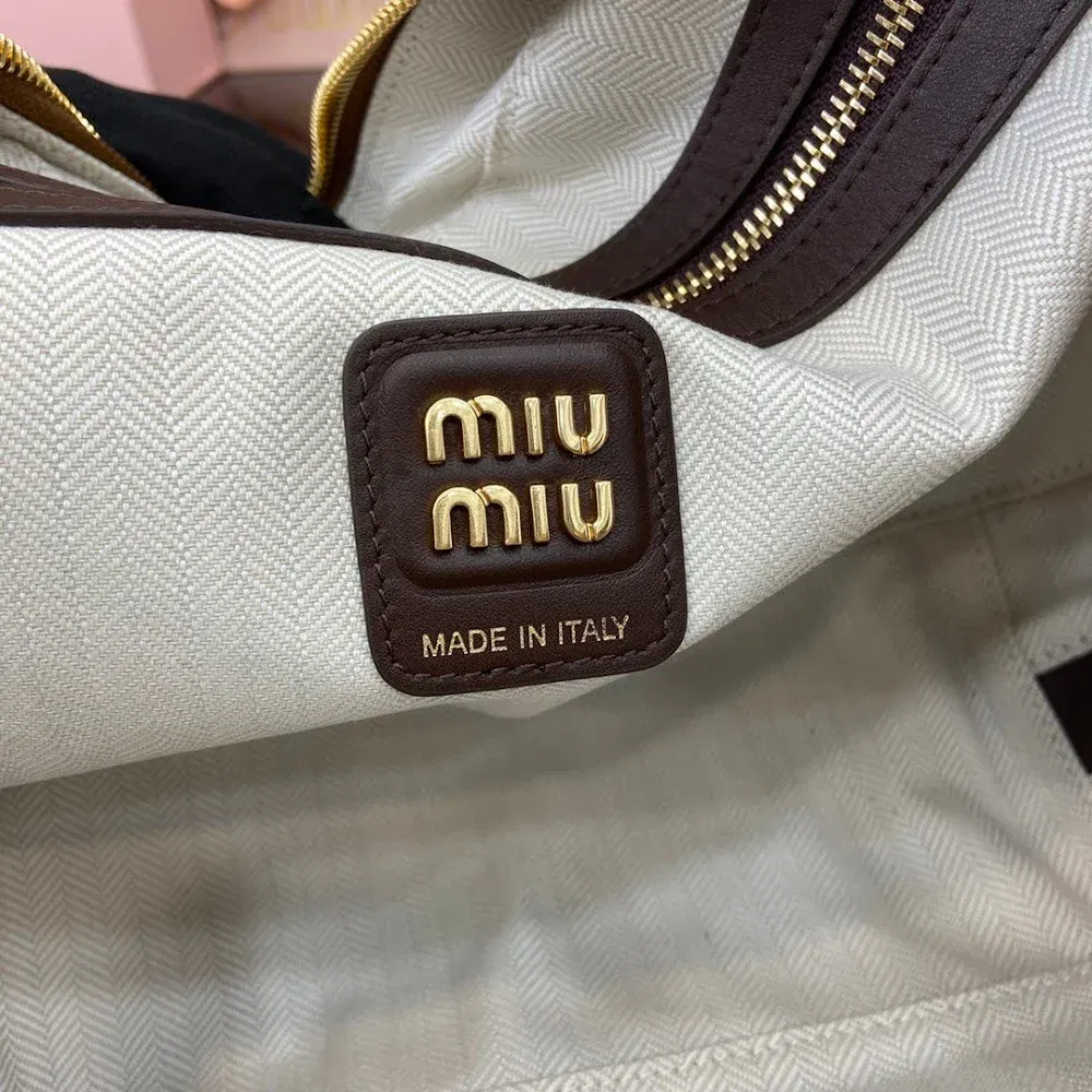 Luxury Bags Miun Miun Luxury Bag --122216 — image 9