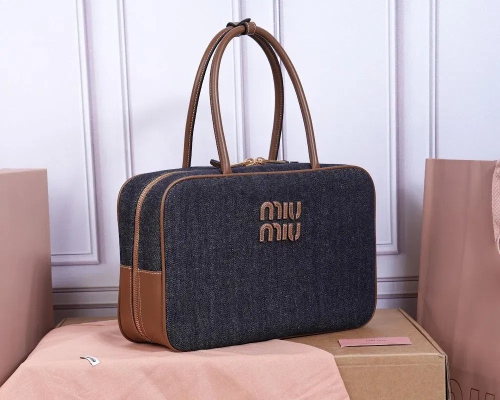 Luxury Bags Miun Miun Luxury Bag --122518 — image 2