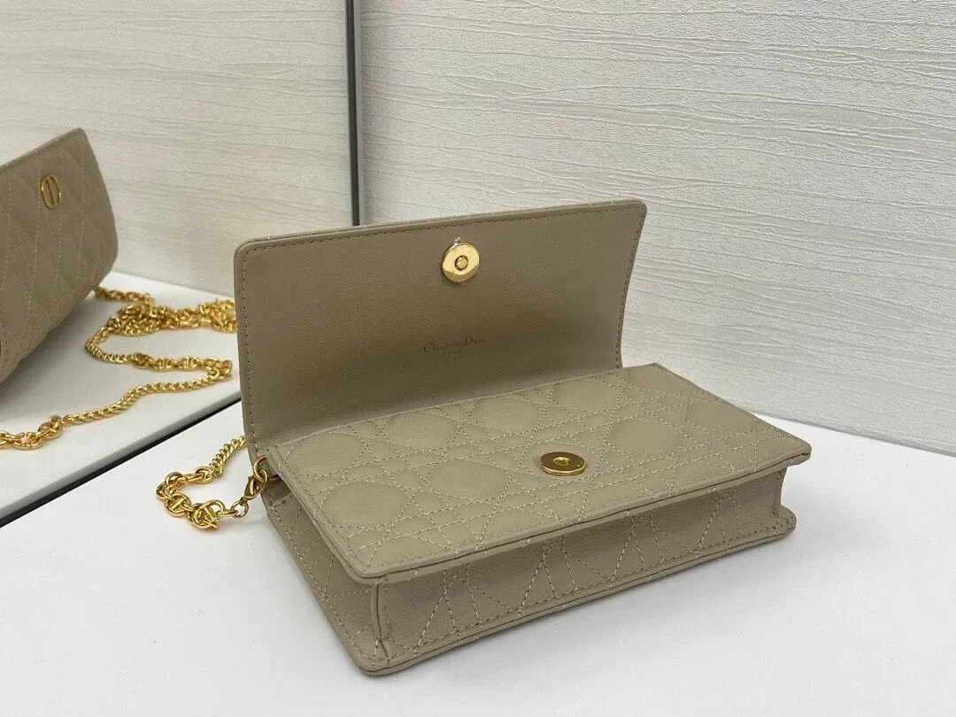 Luxury Bags - Premium Luxury Goods and Accessories - AFFORDABLE LUXURY BAGS - 18889 — image 3