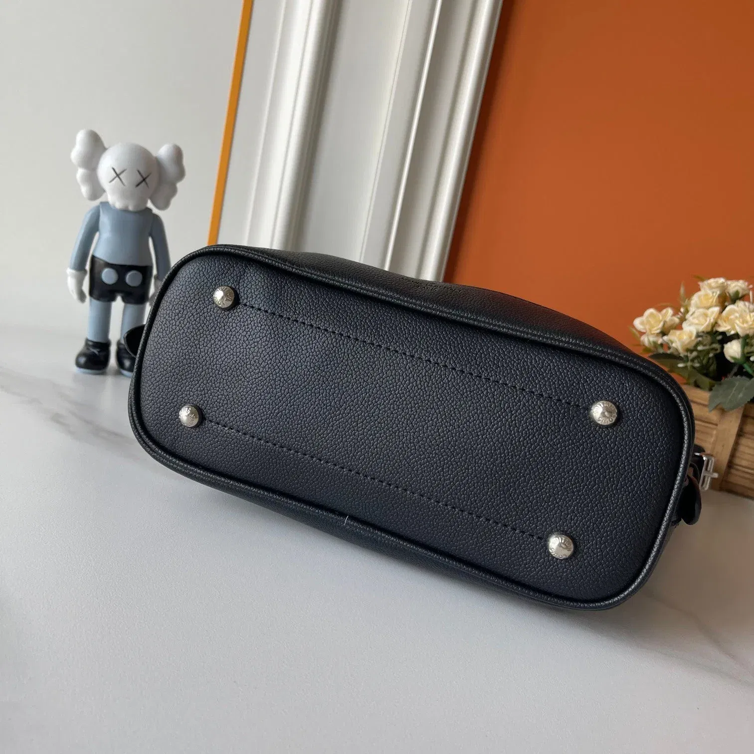 Luxury Bags Elite Carryalls — image 3