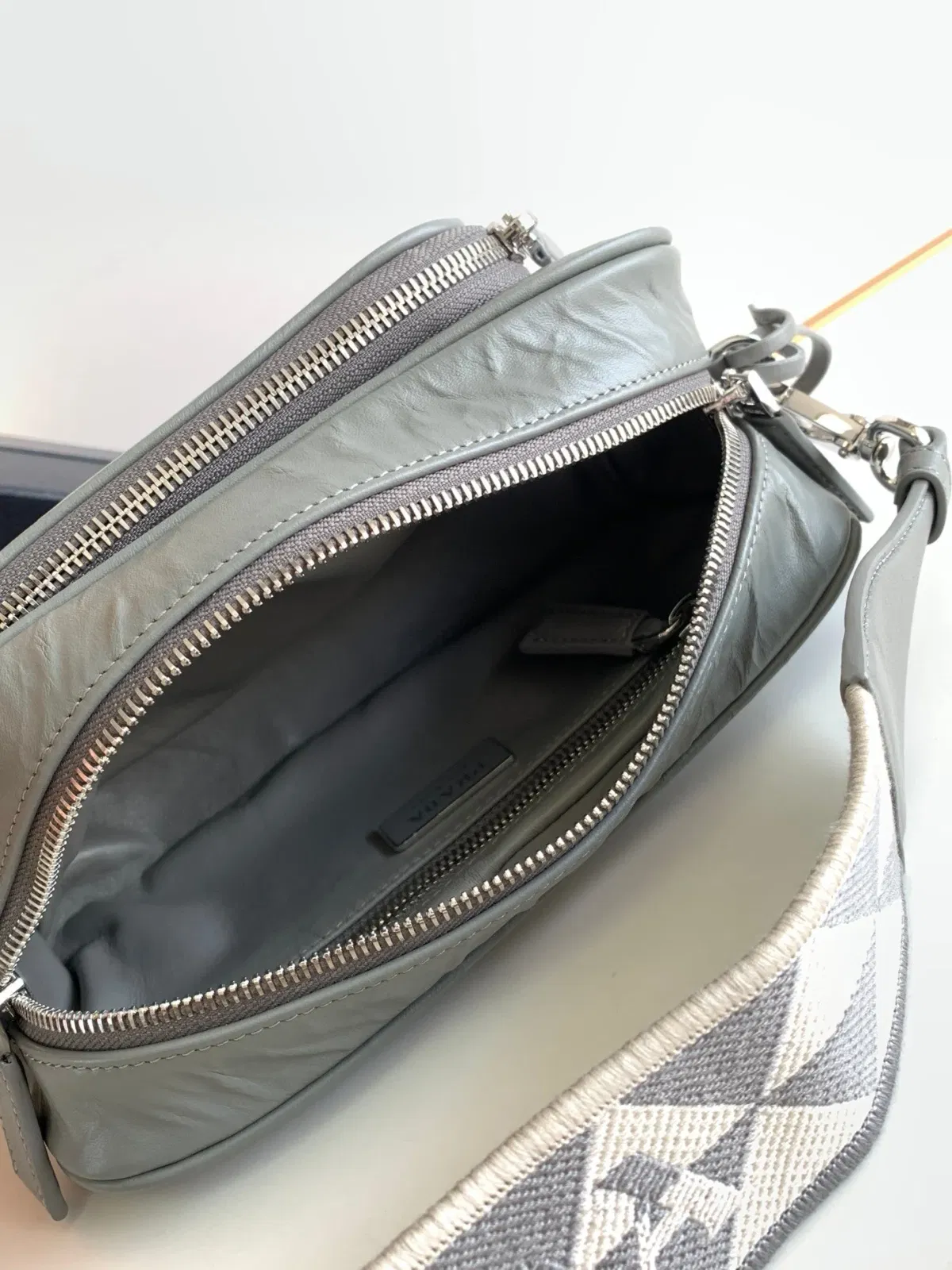 Luxury Bags - Premium Luxury Goods and Accessories - AFFORDABLE LUXURY BAGS - 13717 — image 8