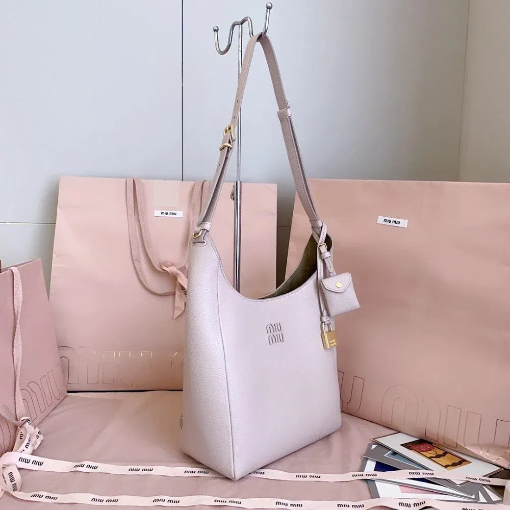 Luxury Bags Miun Miun Luxury Bag --122626 — image 2