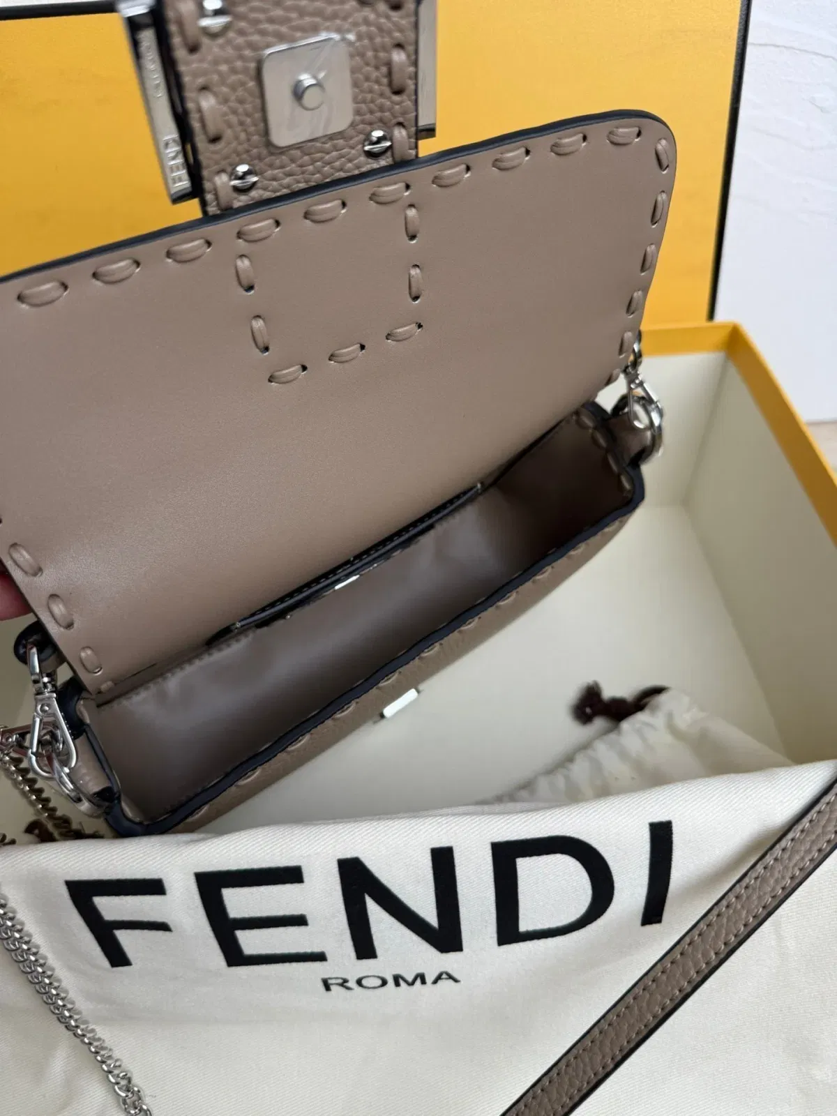 Luxury Bags - High-Quality Designer Products for You - AFFORDABLE LUXURY BAGS - 19106 — image 7