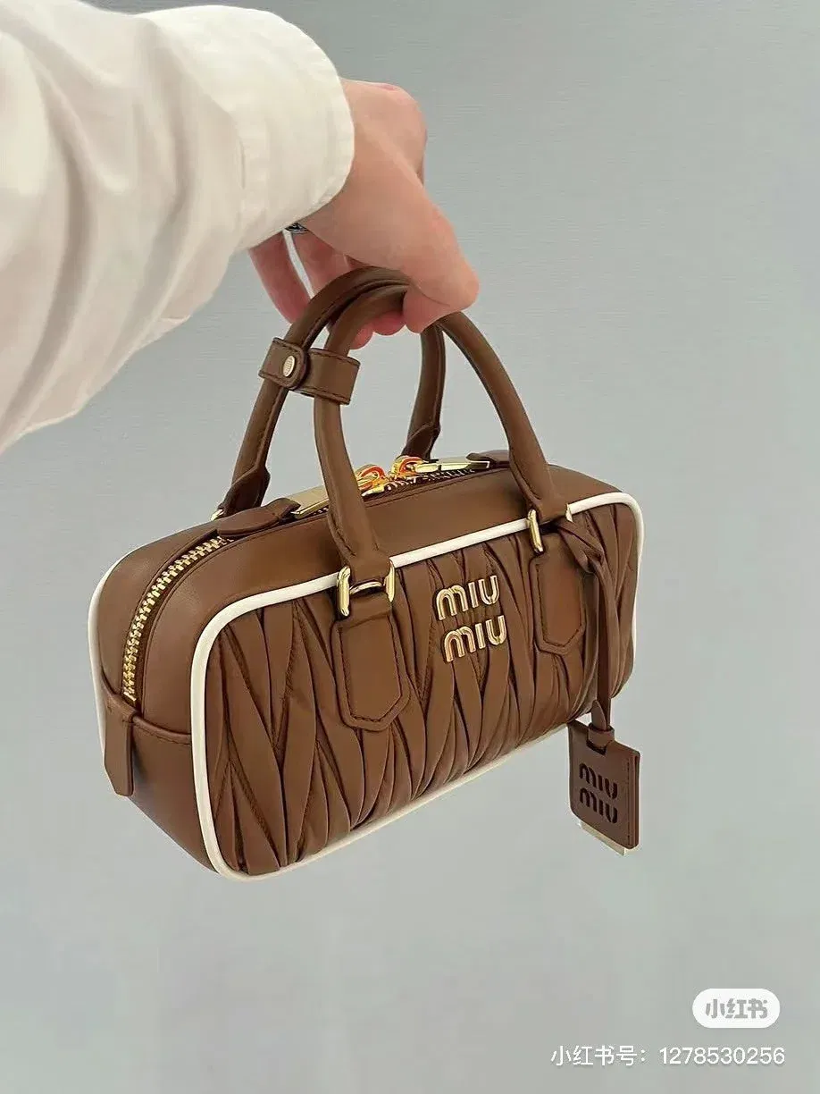 Luxury Bags Miun Miun Luxury Bag --122512 — image 2