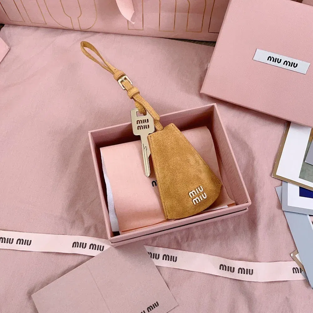 Luxury Bags Miun Miun Luxury Bag --122283 — image 9