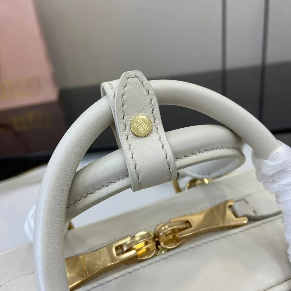 Luxury Bags Miun Miun Luxury Bag --122176 — image 6
