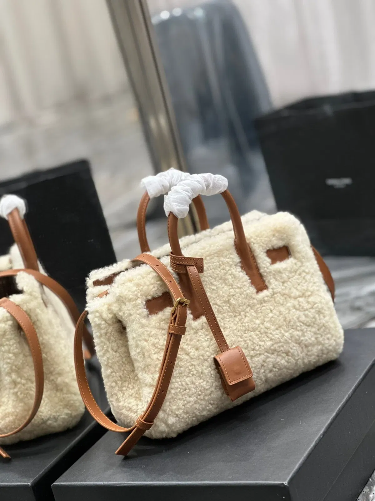 Luxury Bags - Premium Luxury Goods and Accessories - AFFORDABLE LUXURY BAGS - 15165 — image 2