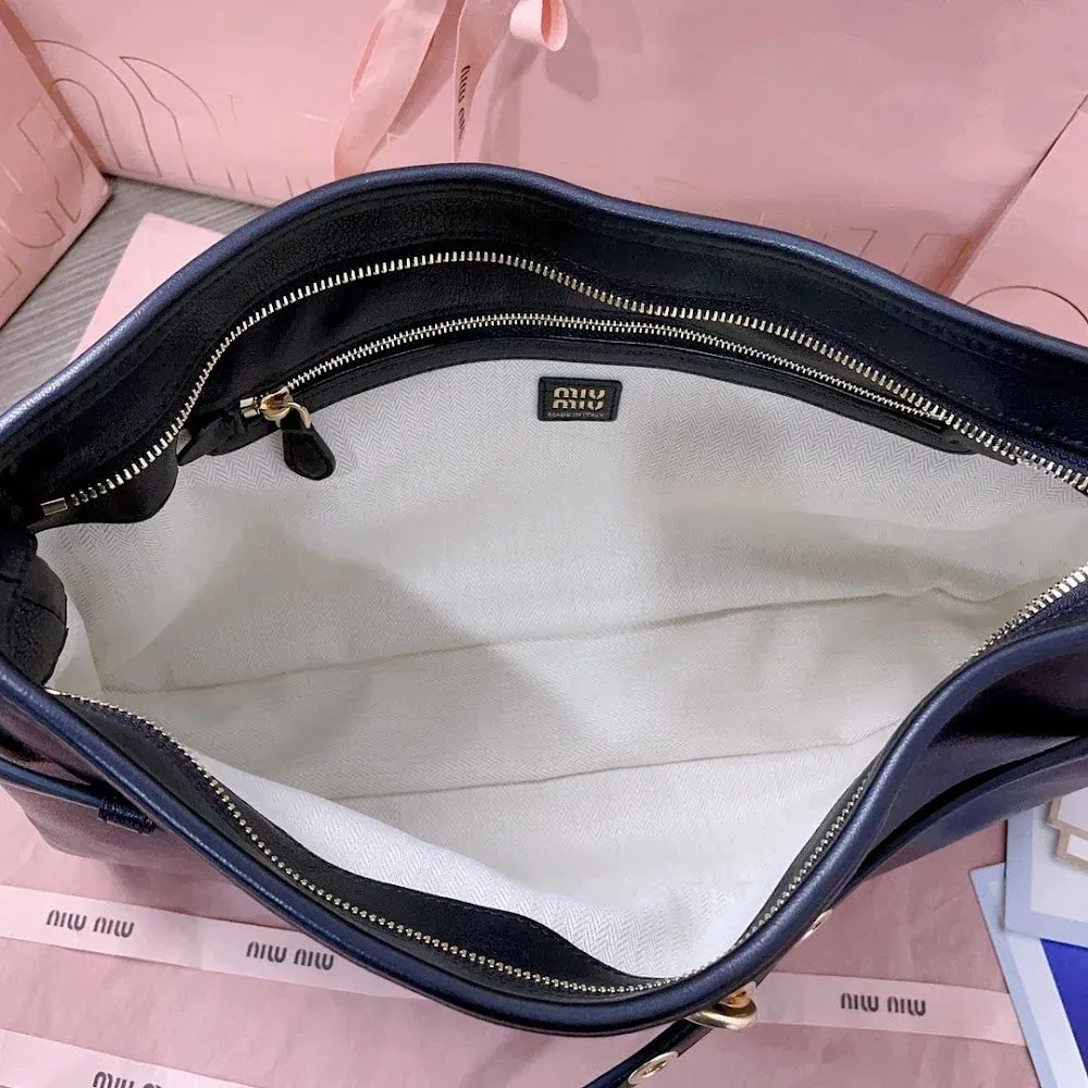 Luxury Bags Miun Miun Luxury Bag --122402 — image 8