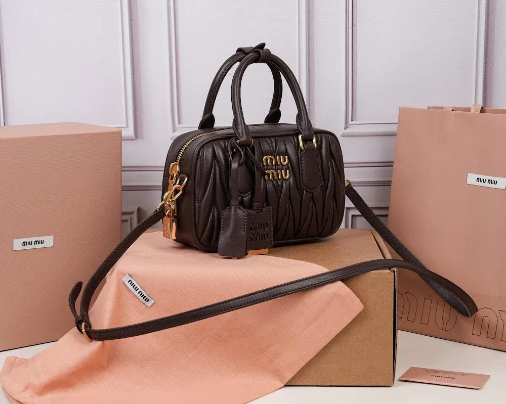 Luxury Bags Miun Miun Luxury Bag --122511 — image 2