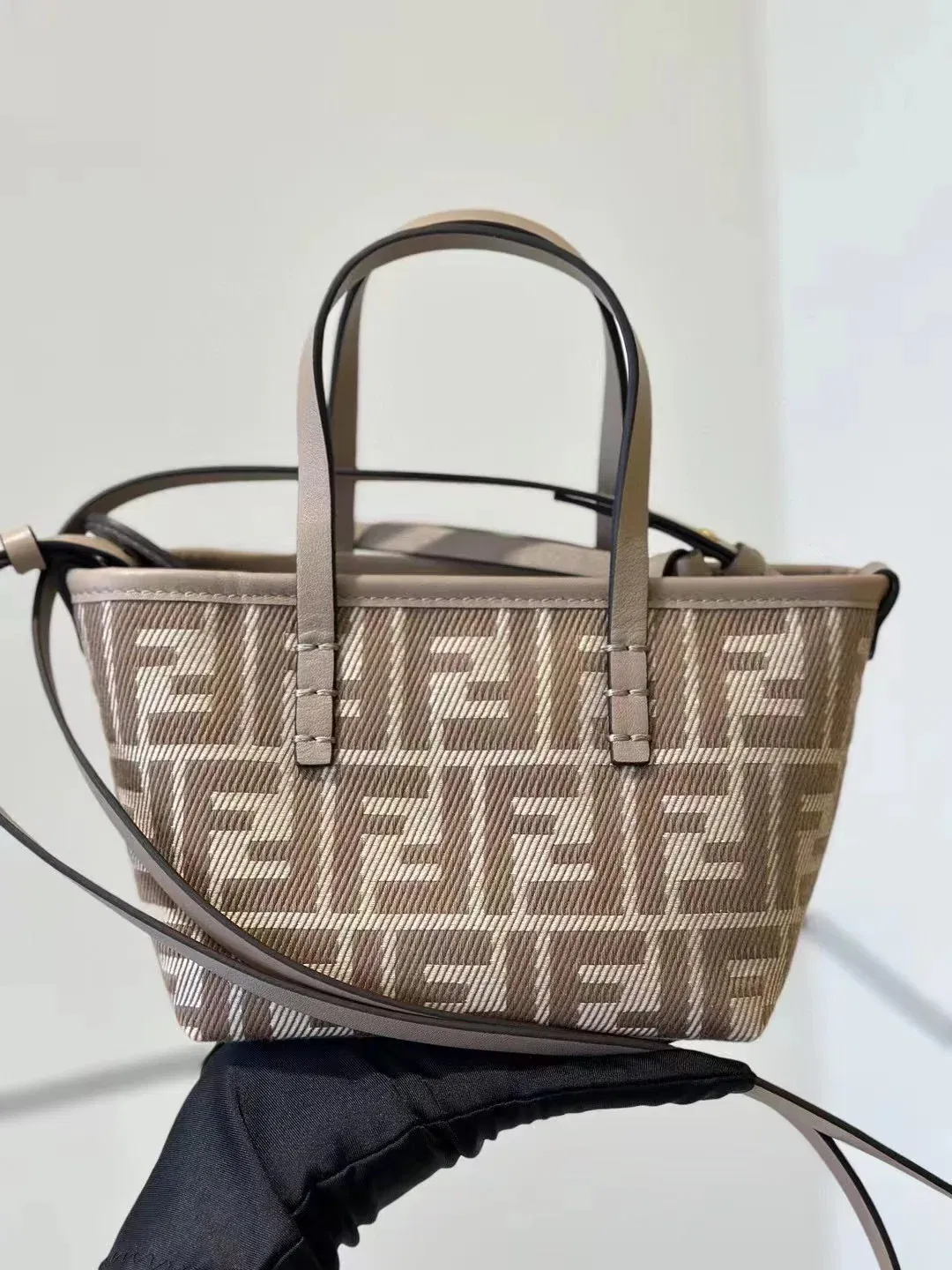 Luxury Bags - Premium Luxury Goods and Accessories - AFFORDABLE LUXURY BAGS - 19133