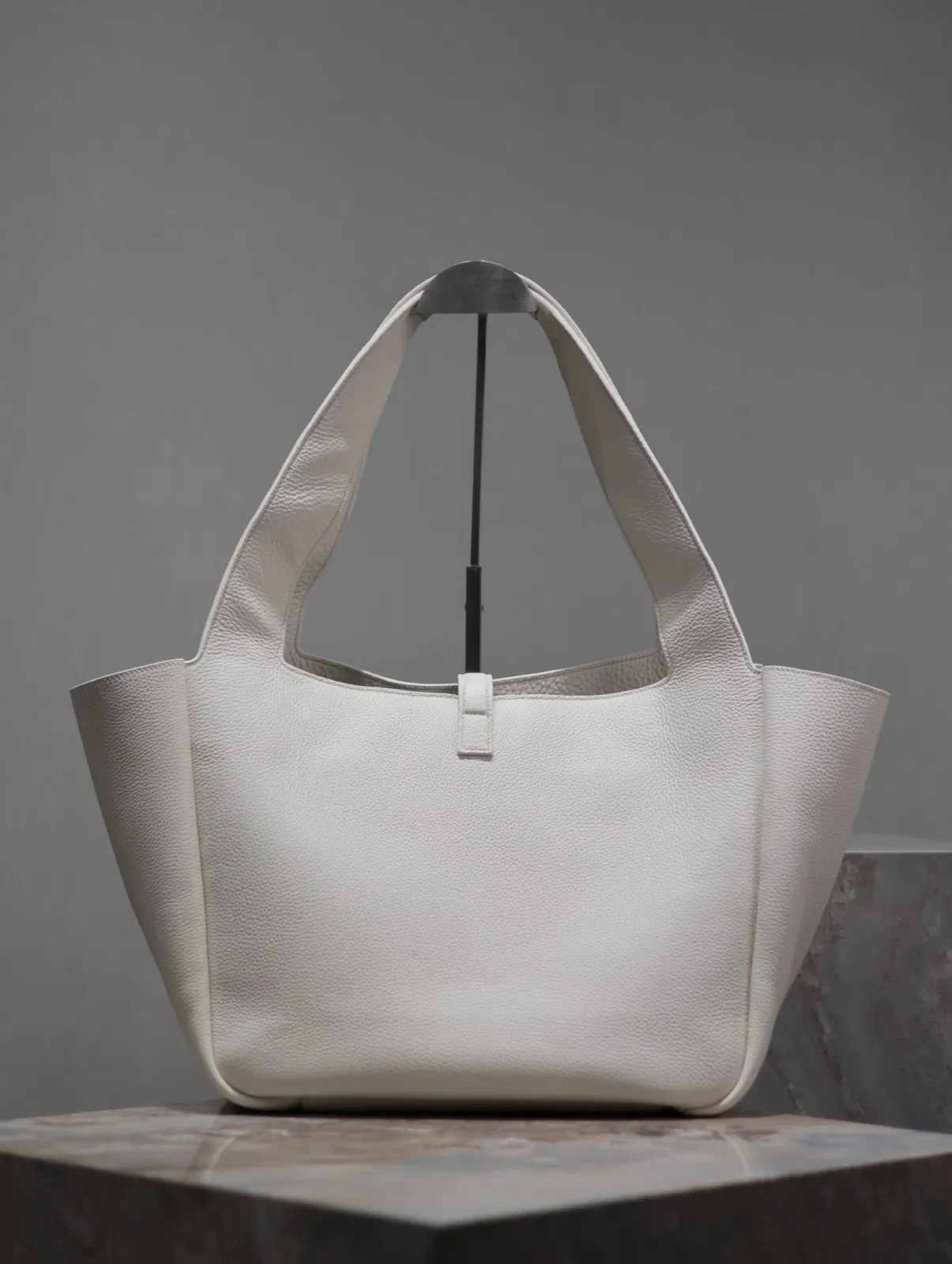 Luxury Bags - Premium Luxury Goods and Accessories - AFFORDABLE LUXURY BAGS - 15389 — image 8