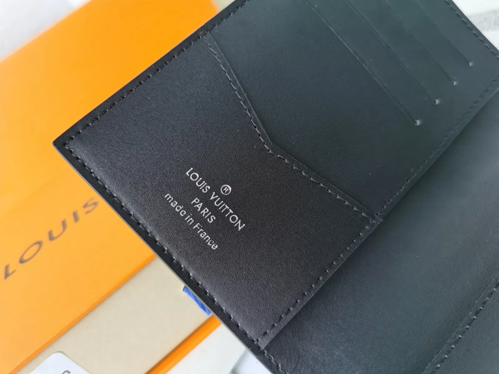 Luxury Bags Elite Carryalls — image 5