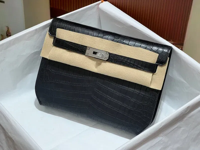 Luxury Bags Bags - High-Quality Designer Products for You - AFFORDABLE LUXURY BAGS - 20494 — image 9