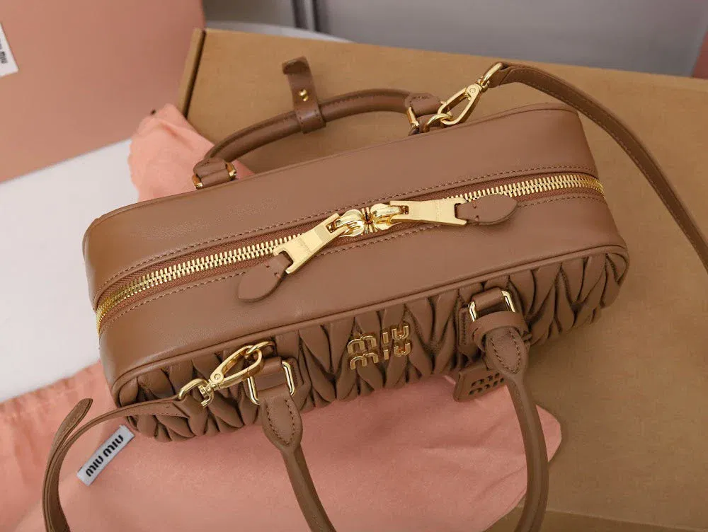 Luxury Bags Miun Miun Luxury Bag --122498 — image 6