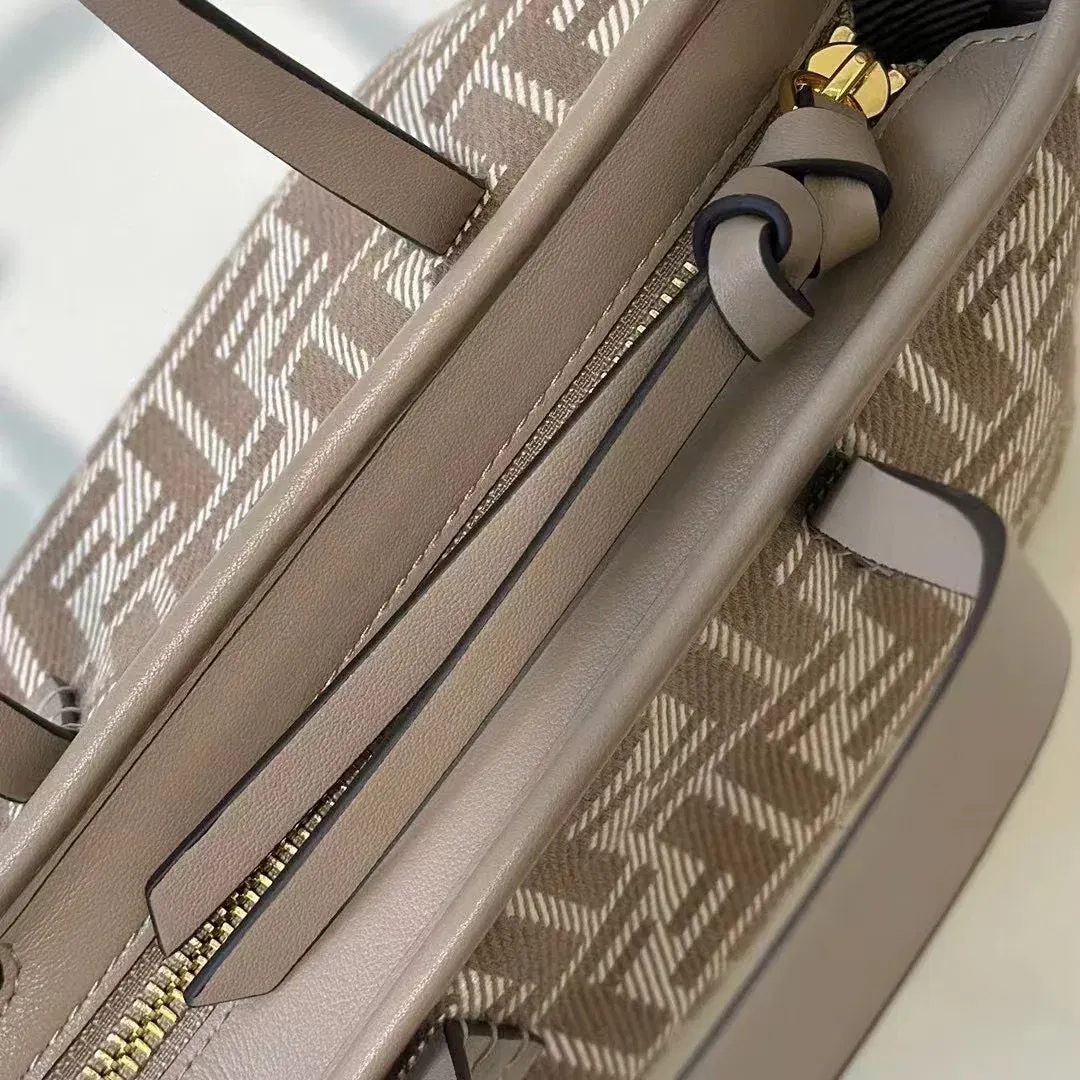 Luxury Bags - Premium Luxury Goods and Accessories - AFFORDABLE LUXURY BAGS - 19133 — image 5