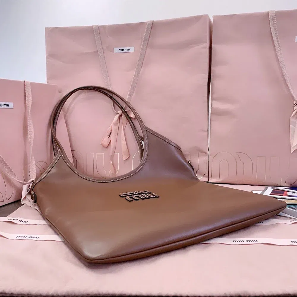 Luxury Bags Miun Miun Luxury Bag --122460 — image 4