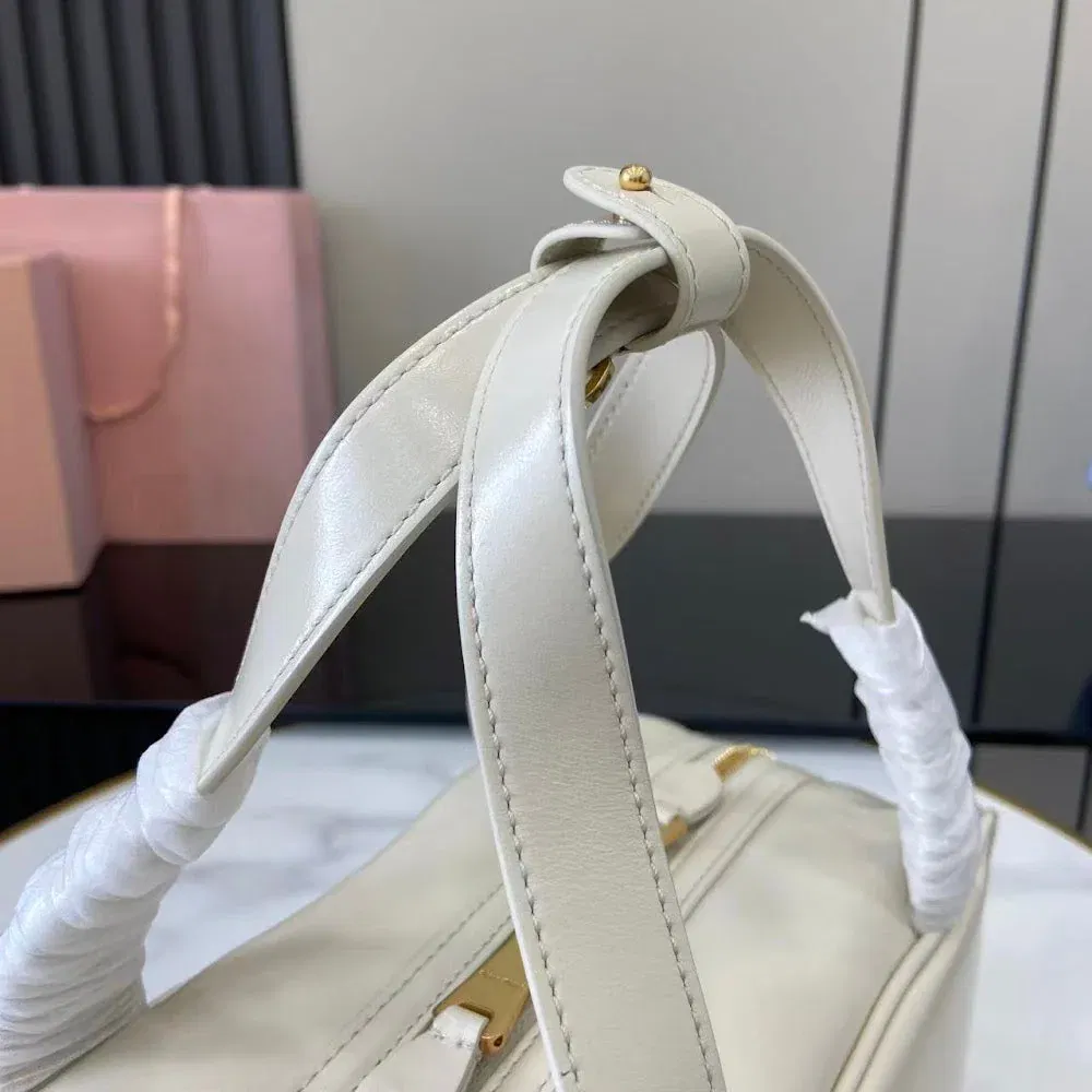 Luxury Bags Miun Miun Luxury Bag --122271 — image 3