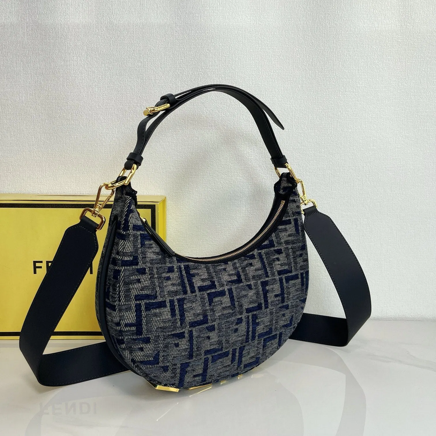 Luxury Bags Elite Carryalls — image 5
