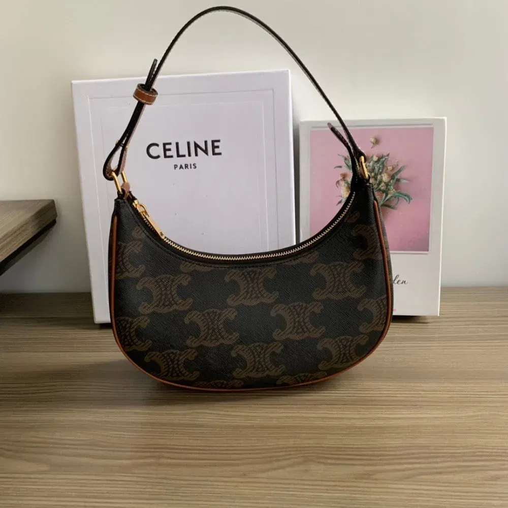 Luxury Bags Celine Luxury Bag --111971