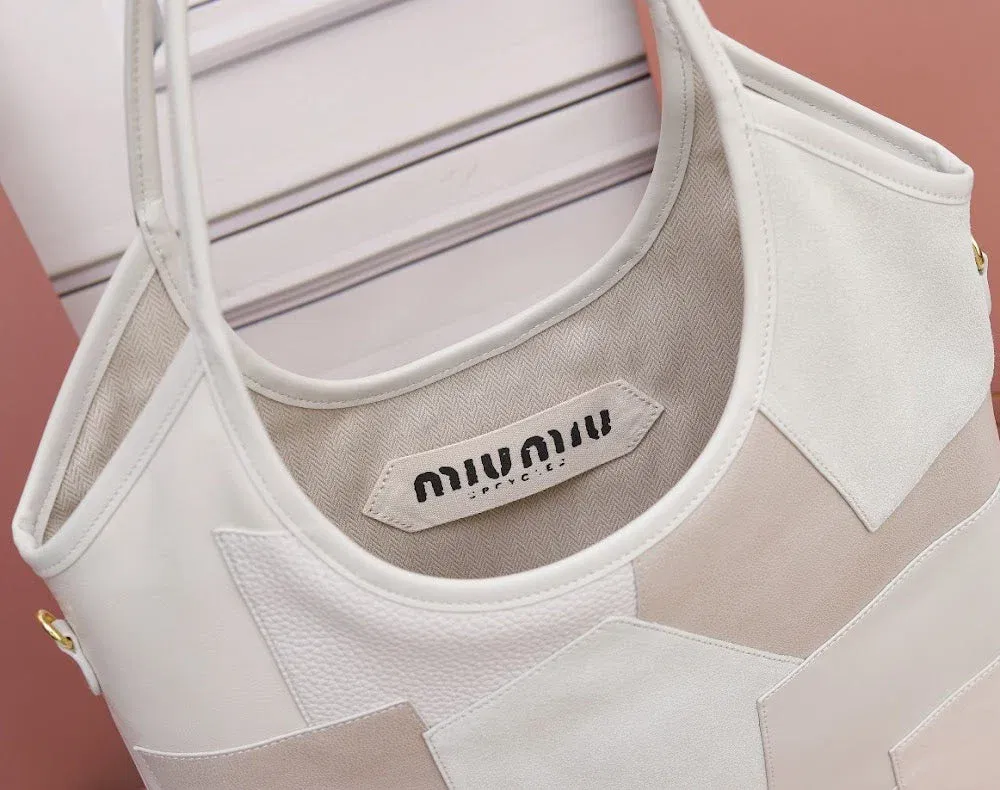 Luxury Bags Miun Miun Luxury Bag --122519 — image 8