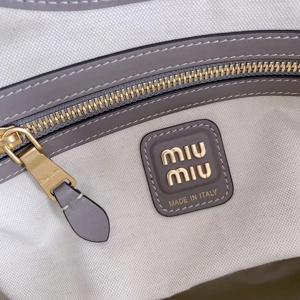 Luxury Bags Miun Miun Luxury Bag --122403 — image 9