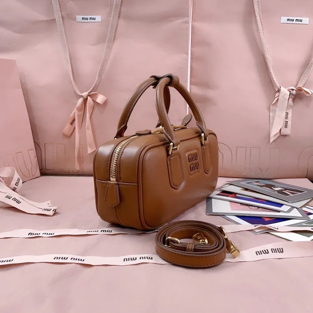 Luxury Bags Miun Miun Luxury Bag --122598 — image 2