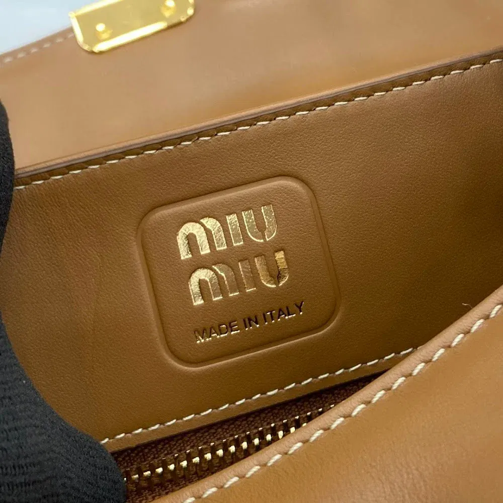 Luxury Bags Miun Miun Luxury Bag --122363 — image 8