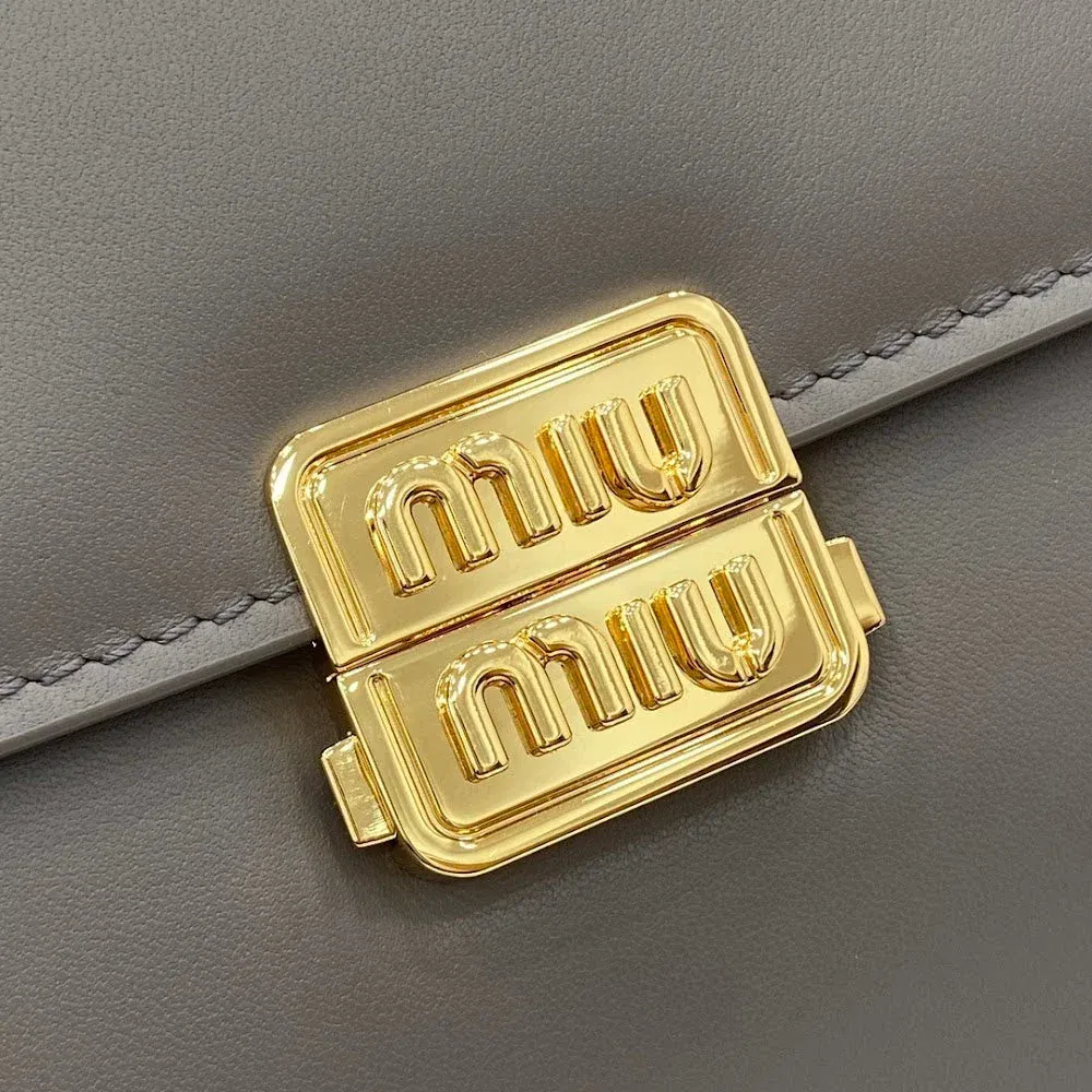 Luxury Bags Miun Miun Luxury Bag --122359 — image 5