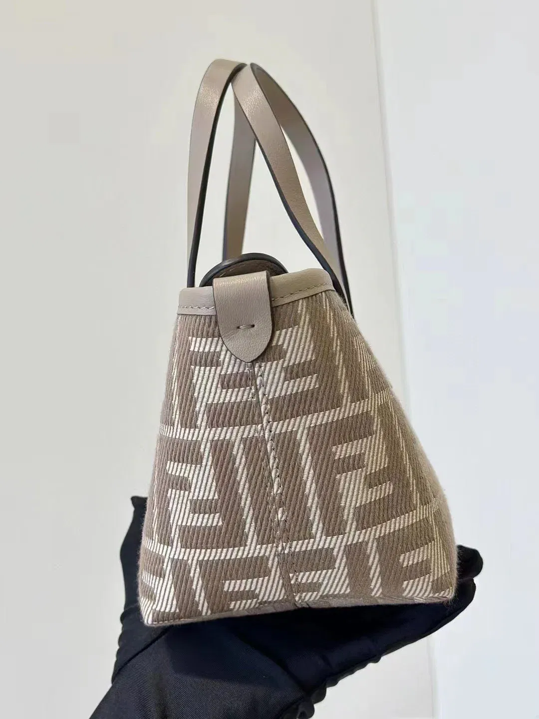 Luxury Bags - Premium Luxury Goods and Accessories - AFFORDABLE LUXURY BAGS - 19133 — image 2