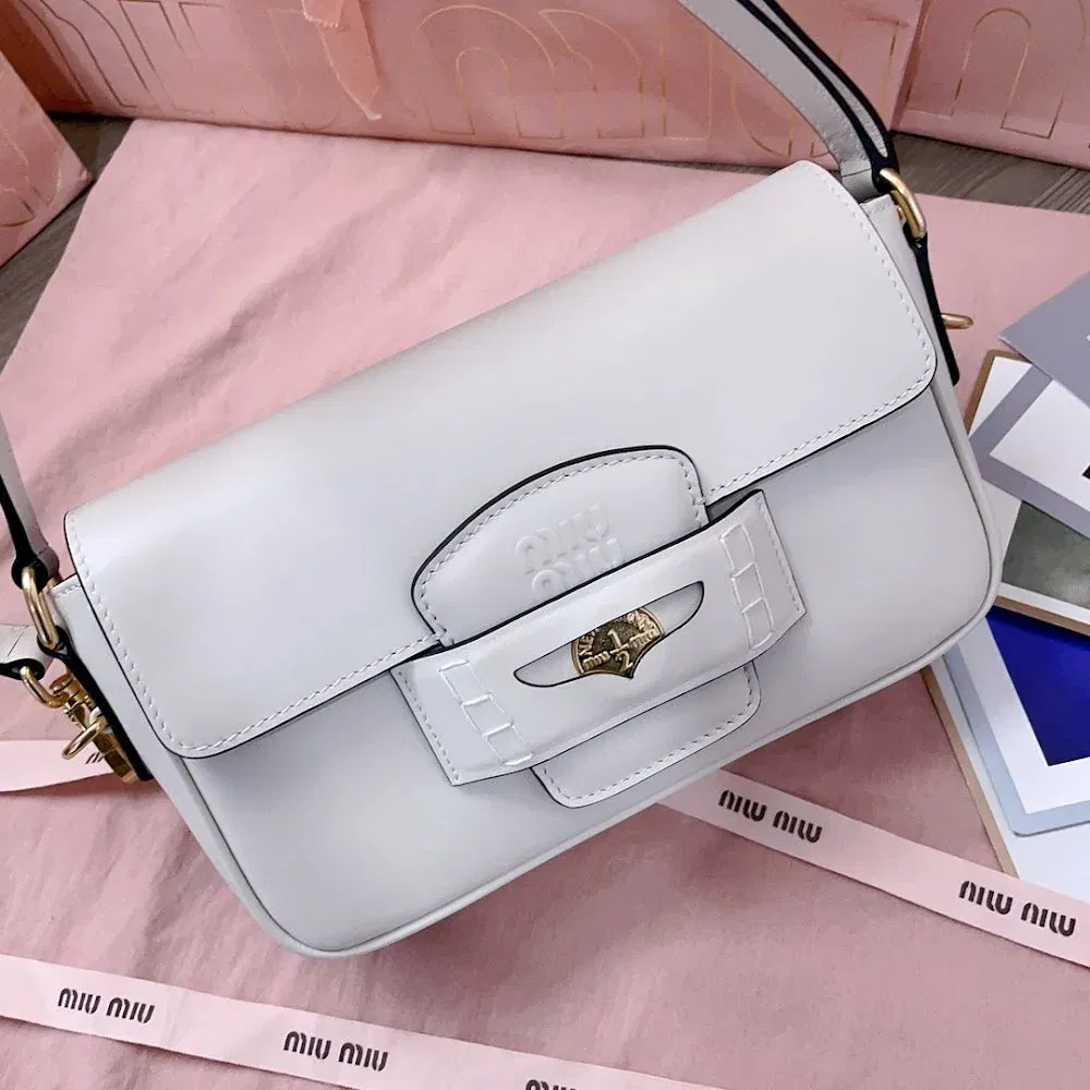 Luxury Bags Miun Miun Luxury Bag --122595 — image 5