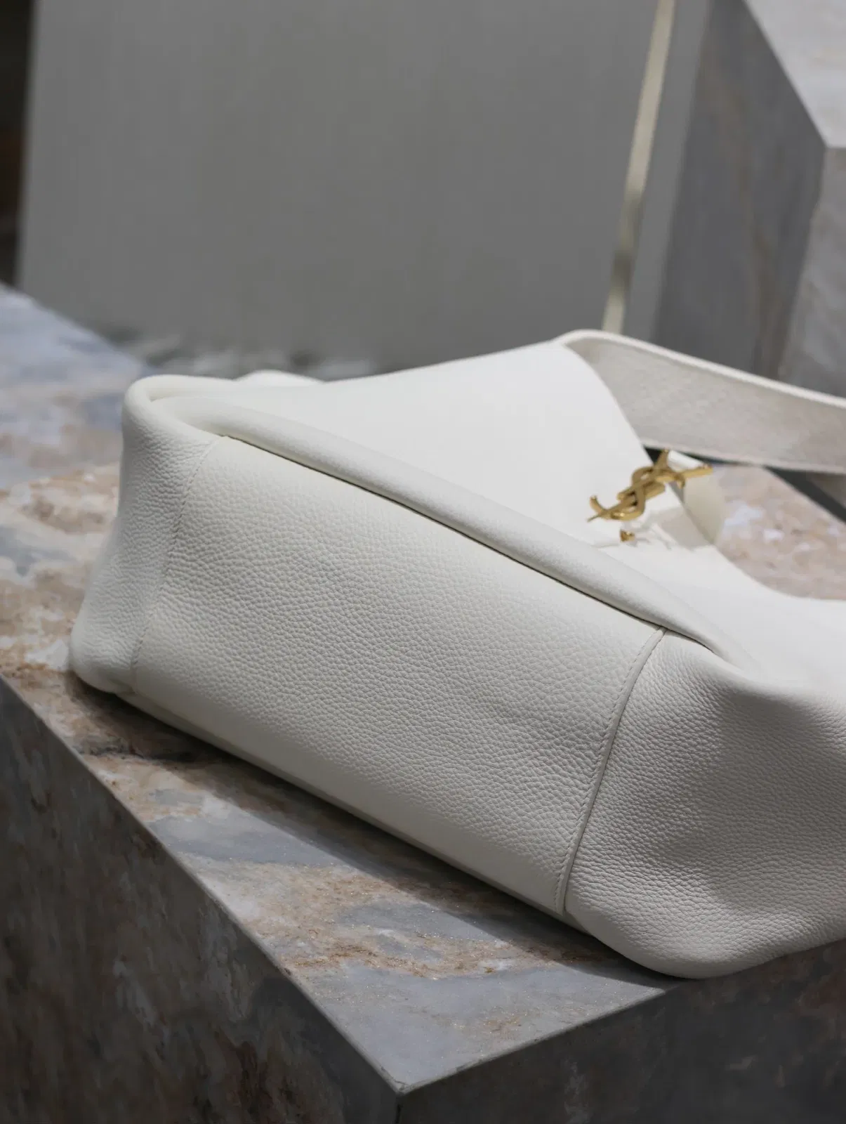 Luxury Bags - Premium Luxury Goods and Accessories - AFFORDABLE LUXURY BAGS - 15389 — image 9