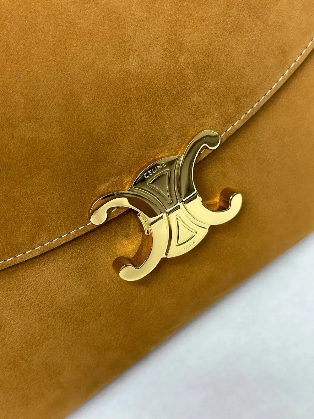 Luxury Bags Celine Luxury Bag --112337 — image 3