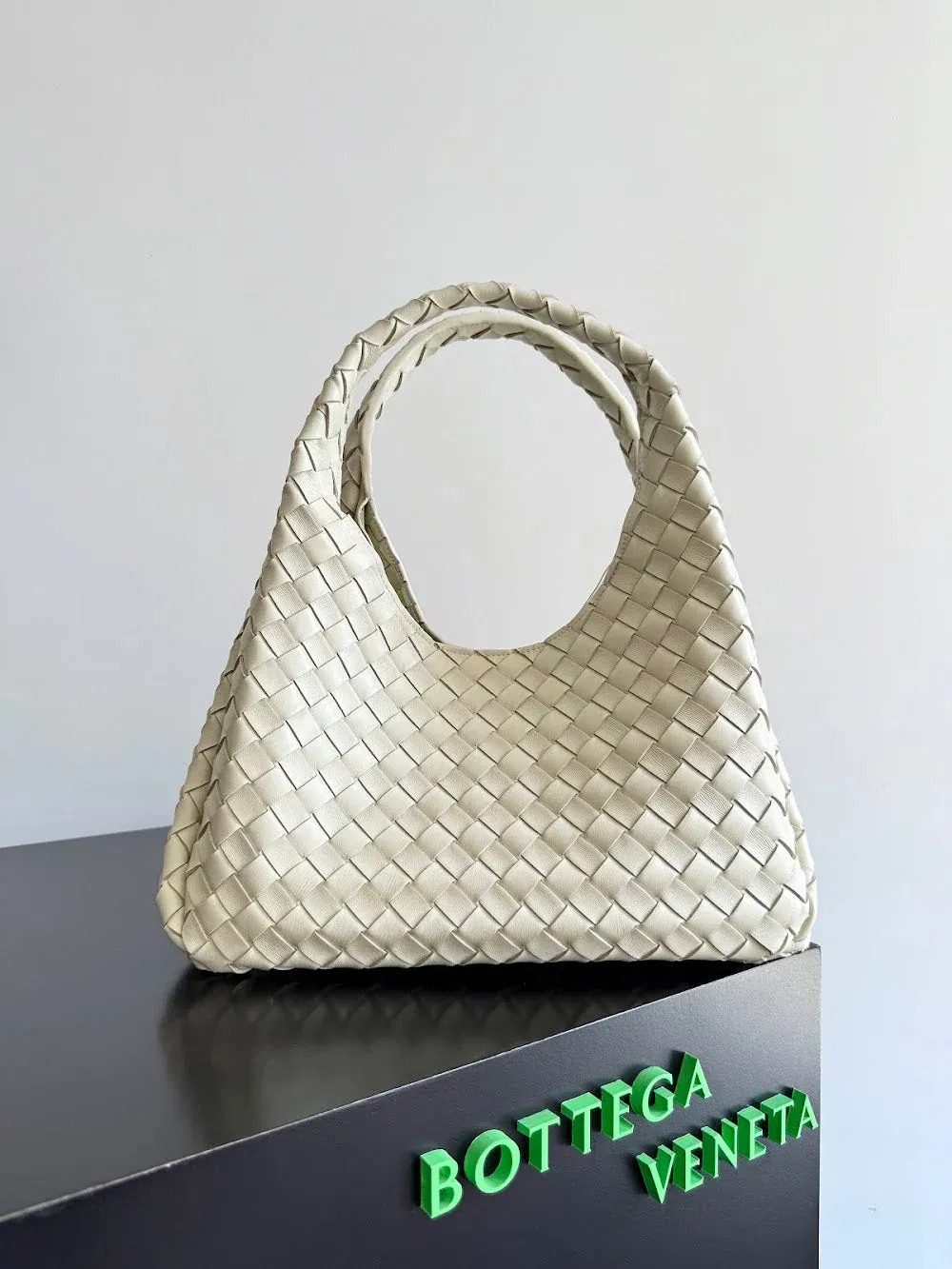 new-luxury-designer-bags-nm21092 — image 4