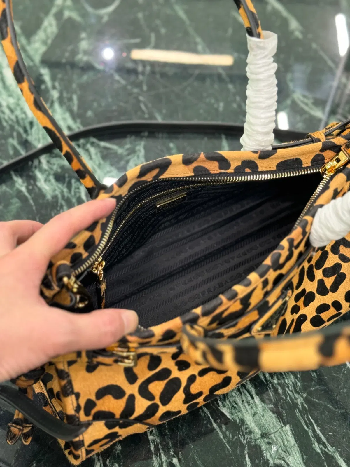 Luxury Bags - Premium Luxury Goods and Accessories - AFFORDABLE LUXURY BAGS - 13849 — image 8