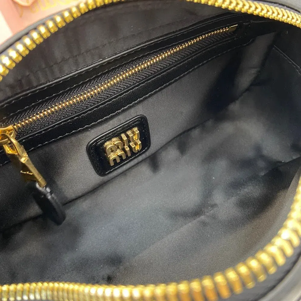 Luxury Bags Miun Miun Luxury Bag --122179 — image 9