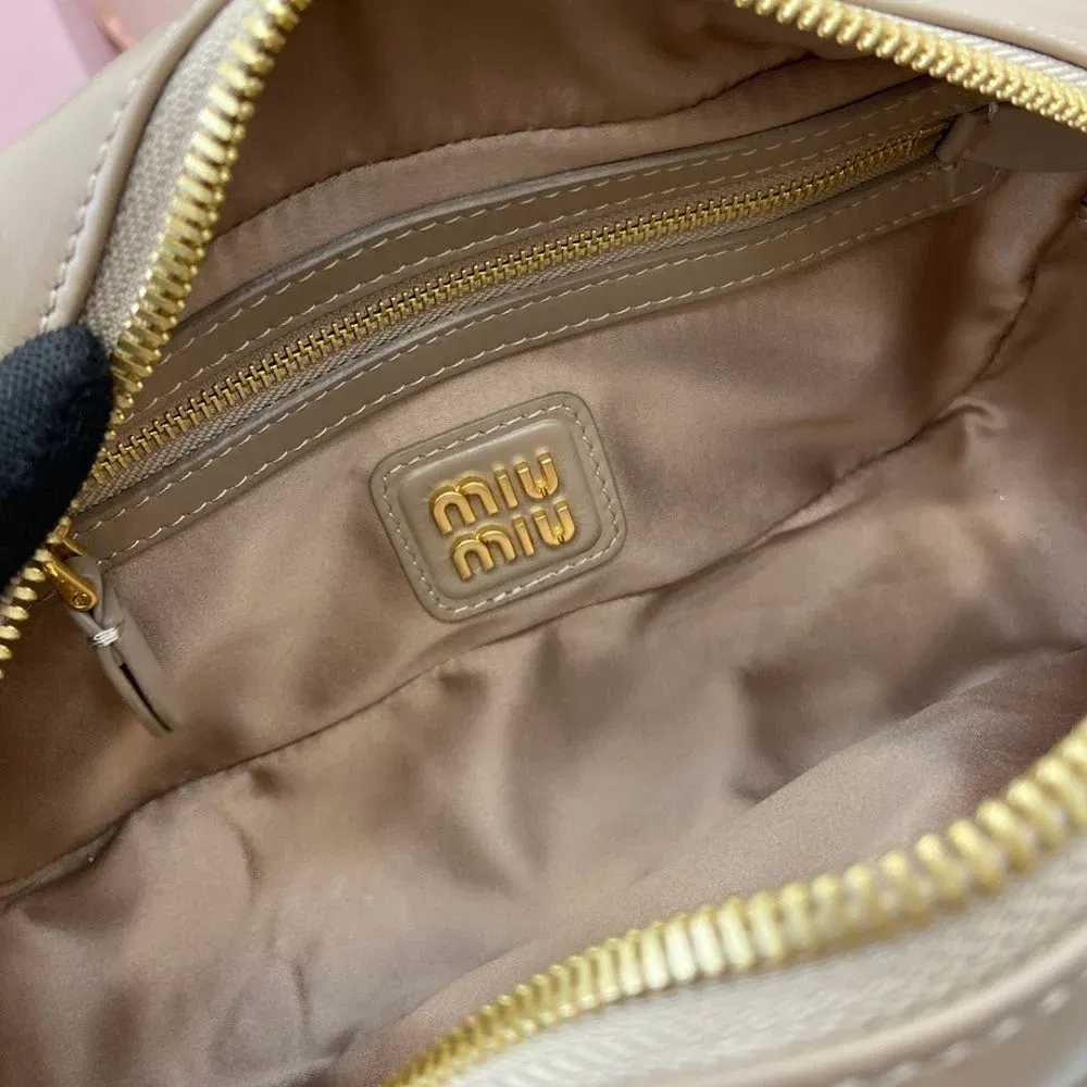 Luxury Bags Miun Miun Luxury Bag --122198 — image 8
