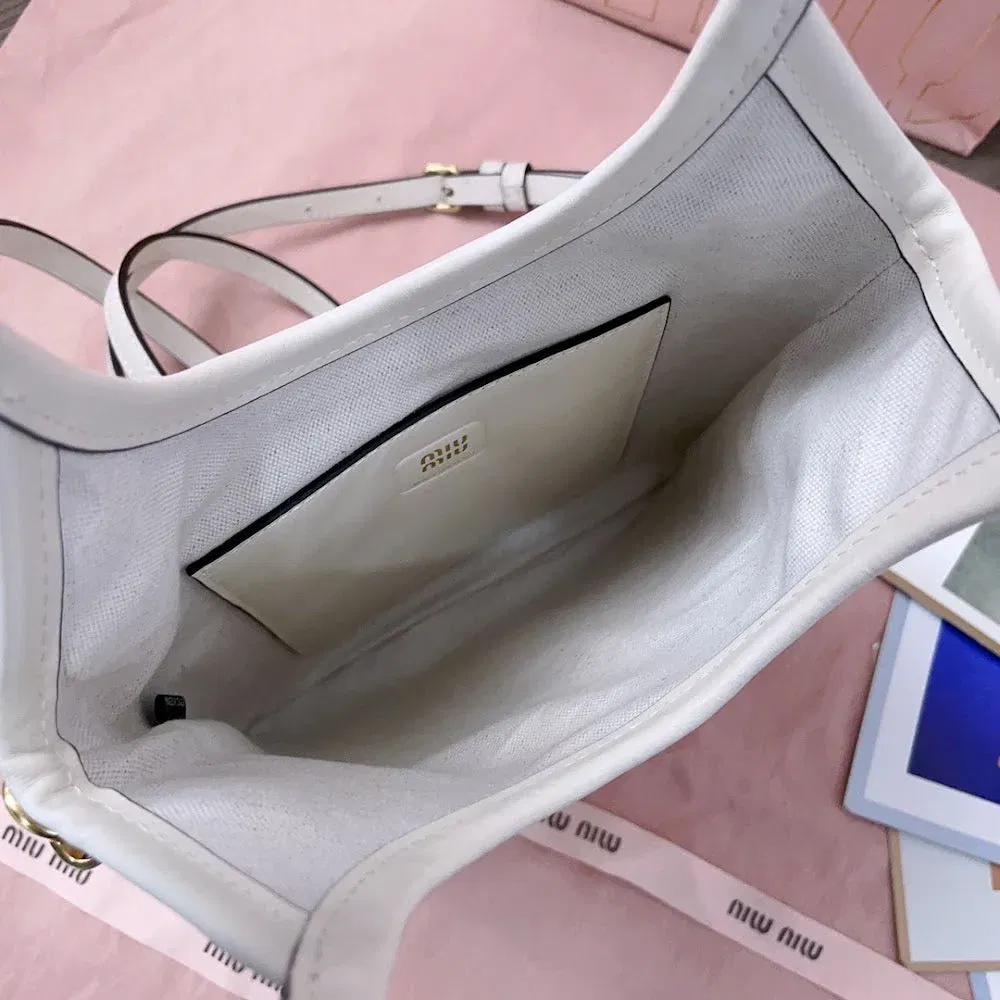 Luxury Bags Miun Miun Luxury Bag --122321 — image 9
