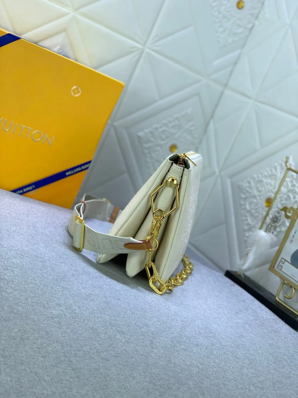 Luxury Bags Elite Carryalls — image 2