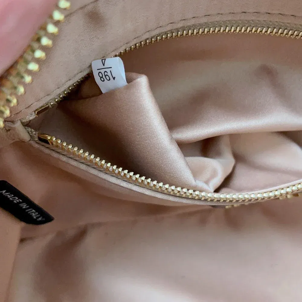 Luxury Bags Miun Miun Luxury Bag --122472 — image 9