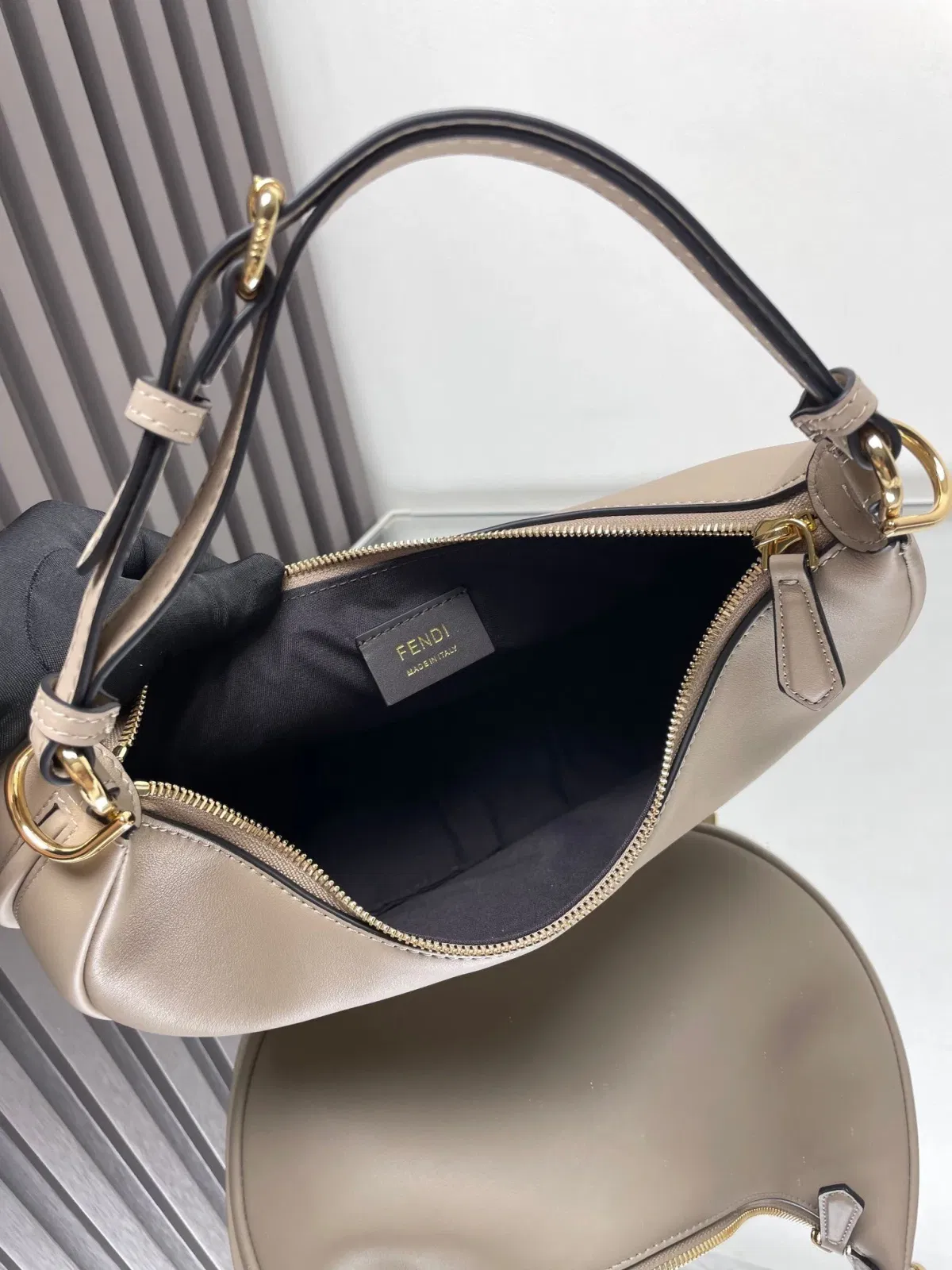 Luxury Bags Bags - High-Quality Designer Products for You - AFFORDABLE LUXURY BAGS - 19154 — image 7