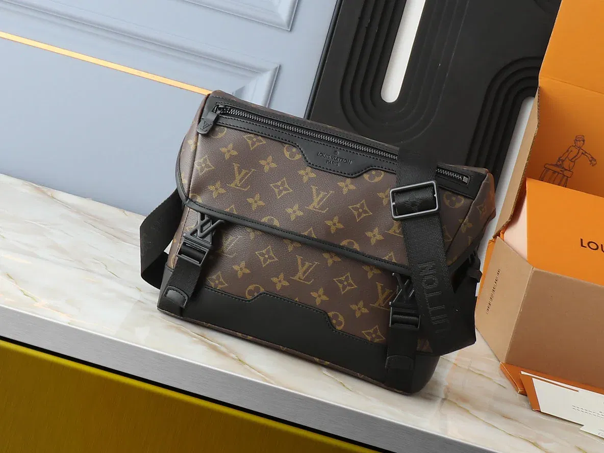 Luxury Bags Elite Carryalls