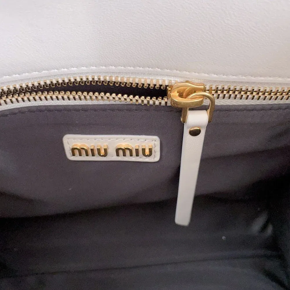 Luxury Bags Miun Miun Luxury Bag --122358 — image 9