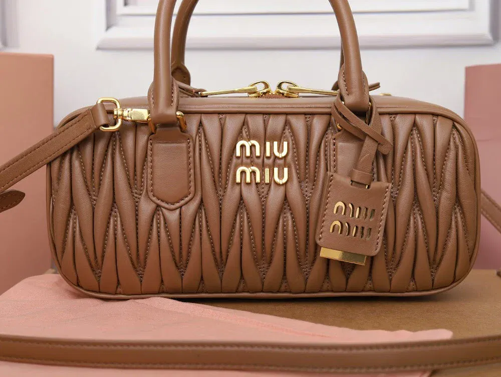 Luxury Bags Miun Miun Luxury Bag --122498 — image 9