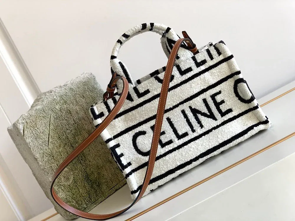 Luxury Bags Celine Luxury Bag --112131 — image 3